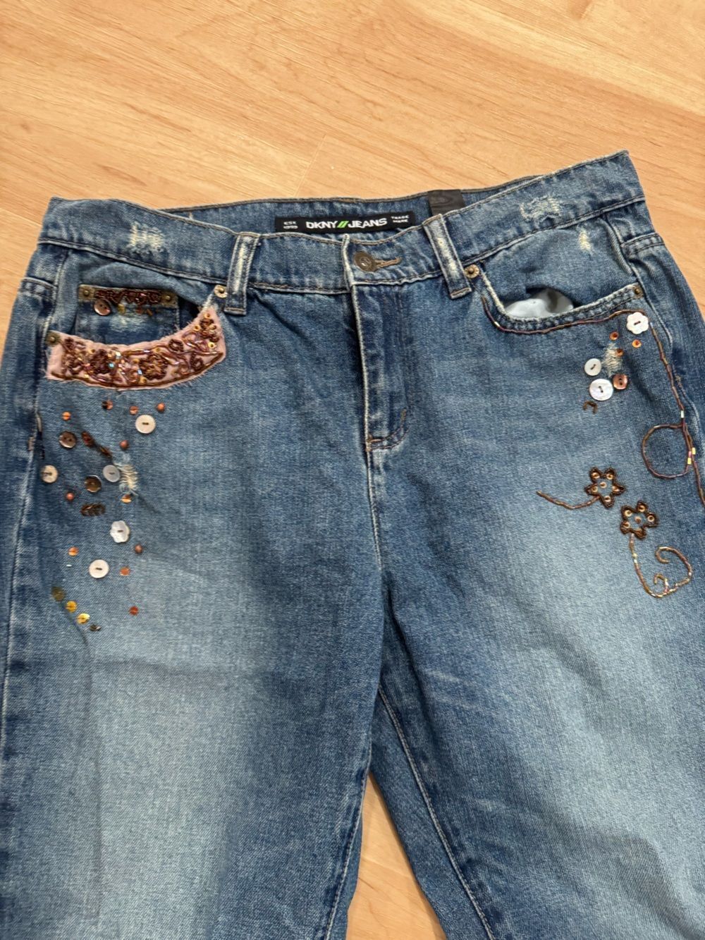 Dkny Jeans Y2K Soho Beaded Distressed Women's Jeans with Sequins Size 10 - Picture 2 of 7